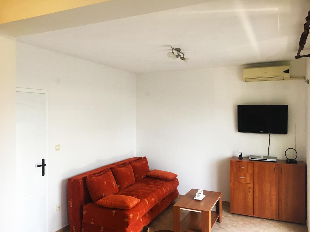 Milmaris Apartments Tivat Eksteriør billede