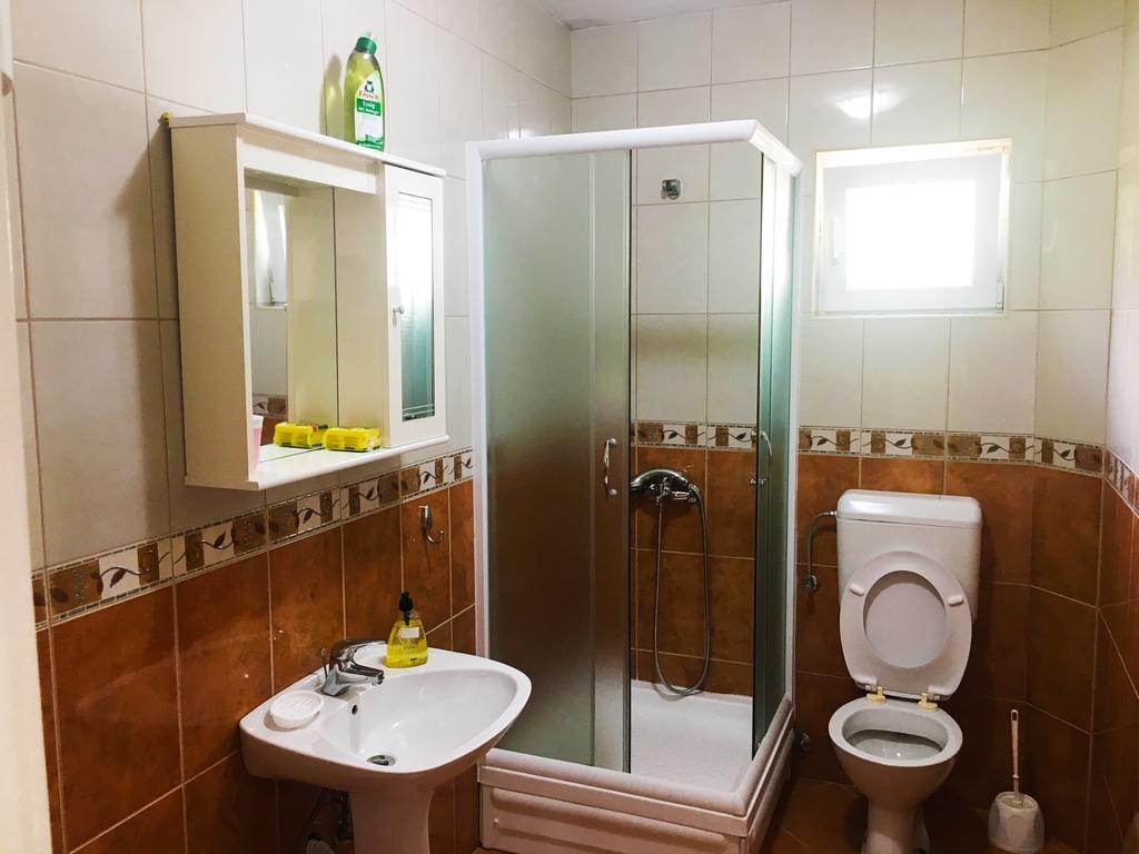 Milmaris Apartments Tivat Eksteriør billede