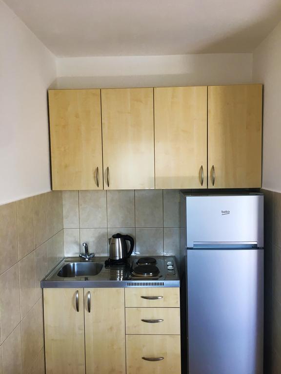 Milmaris Apartments Tivat Eksteriør billede